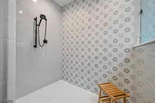 5 Fennimore Ct, Mount Olive, NJ 07836 - Photo 33