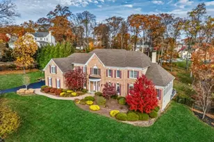 5 Fennimore Ct, Mount Olive, NJ 07836 - Photo 3