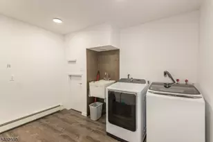 36 Yellow Brick Rd, Wayne Twp., NJ 07470 - Photo 29