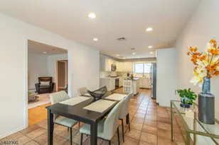 36 Yellow Brick Rd, Wayne Twp., NJ 07470 - Photo 9