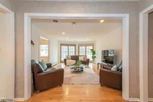 36 Yellow Brick Rd, Wayne Twp., NJ 07470 - Photo 5