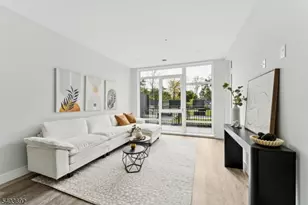 140 W Webster Ave, Roselle Park, NJ 07204 - Photo 9