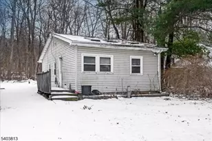 46 Wildwood Rd, Jefferson Township, NJ 07438 - Photo 1