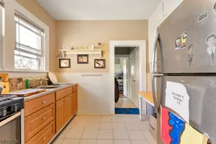 49-51 Caldwell Pl, Springfield, NJ 07081 - Photo 3