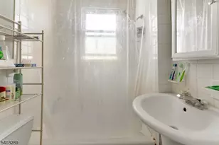 49-51 Caldwell Pl, Springfield, NJ 07081 - Photo 5