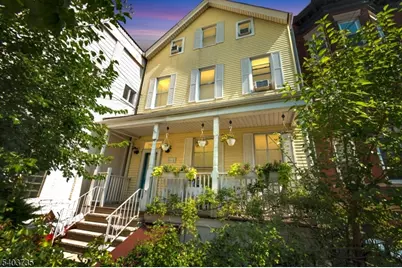 564 Hudson Ave, Weehawken, NJ 07086 - Photo 19