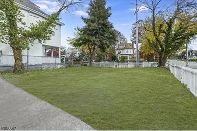 343 17th Ave, Paterson, NJ 07504 - Photo 25