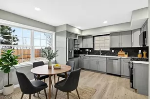 63 Scarlet Dr, Sayreville Boro, NJ 08859 - Photo 15