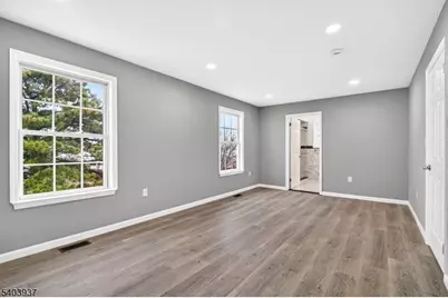 63 Scarlet Dr, Sayreville Boro, NJ 08859 - Photo 27