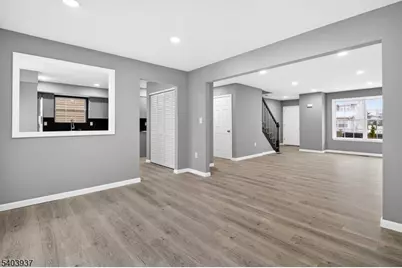 63 Scarlet Dr, Sayreville Boro, NJ 08859 - Photo 13