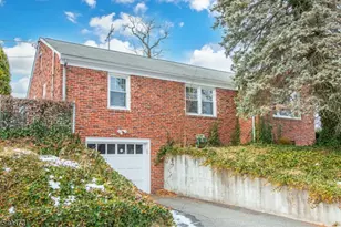 408 Washington Ave, Montclair Twp., NJ 07042 - Photo 39