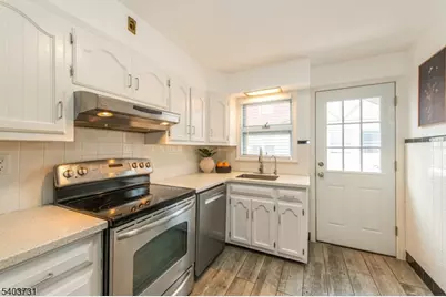 408 Washington Ave, Montclair Twp., NJ 07042 - Photo 15