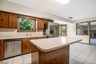 34 Willow Brook Ln, Clinton Township, NJ 08801 - Photo 15