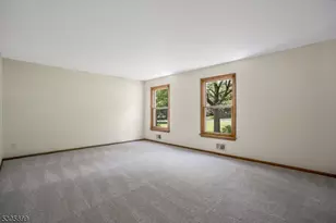 34 Willow Brook Ln, Clinton Township, NJ 08801 - Photo 7