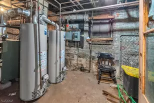 21 Graham Ave, Paterson, NJ 07524 - Photo 15