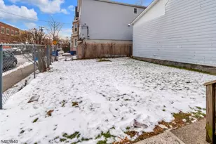 21 Graham Ave, Paterson, NJ 07524 - Photo 19