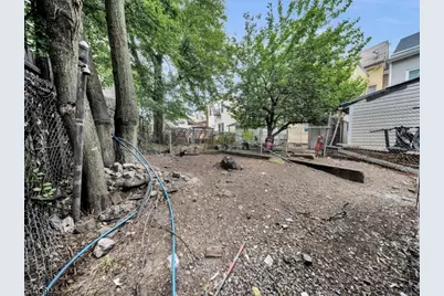 740 E 18th St, Paterson, NJ 07501 - Photo 17
