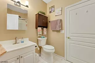 520 Victor St, Saddle Brook Township, NJ 07663 - Photo 15