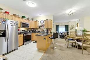 520 Victor St, Saddle Brook Township, NJ 07663 - Photo 9