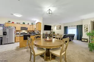 520 Victor St, Saddle Brook Township, NJ 07663 - Photo 3