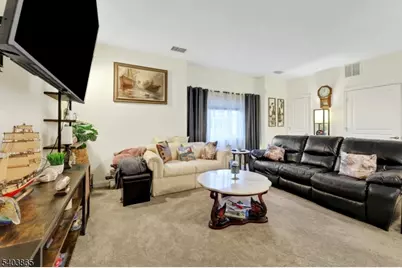 520 Victor St #8, Saddle Brook Township, NJ 07663 - Photo 9