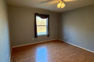 8 Holly Dr, Hamburg, NJ 07419 - Photo 21