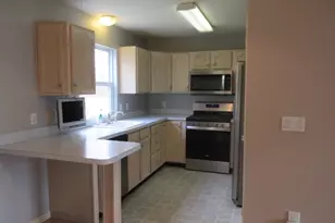 8 Holly Dr, Hamburg, NJ 07419 - Photo 7