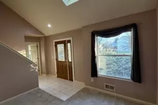 8 Holly Dr, Hamburg, NJ 07419 - Photo 3