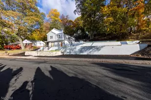 24 Bertrand Island Rd, Mount Arlington, NJ 07856 - Photo 9