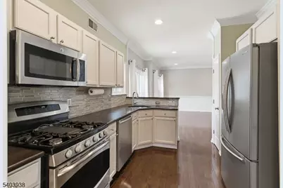 7 Harvard Cir, Montgomery Township, NJ 08540 - Photo 9