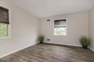 317 Ringwood Ave, Pompton Lakes, NJ 07442 - Photo 17