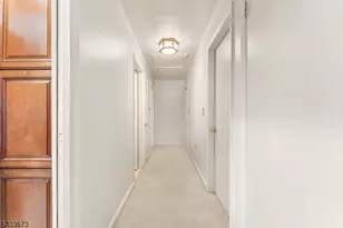 60 White Oak Rd, Parsippany, NJ 07054 - Photo 9