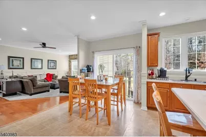 211 Ripley Ct, Monroe Township, NJ 08094 - Photo 11