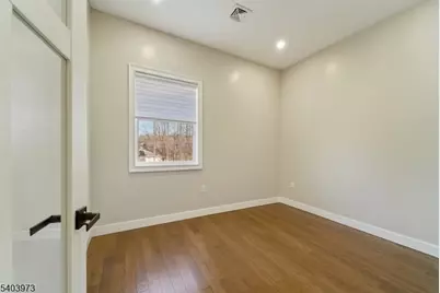 24 Holmes Ln, Wayne Twp., NJ 07470 - Photo 29