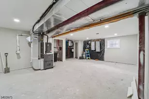 24 Holmes Ln, Wayne Twp., NJ 07470 - Photo 35