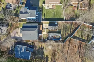 24 Holmes Ln, Wayne Twp., NJ 07470 - Photo 41