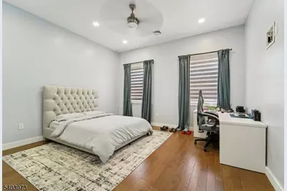 24 Holmes Ln, Wayne Twp., NJ 07470 - Photo 27