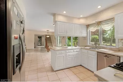 526 County Road 579, Raritan Township, NJ 08551 - Photo 13