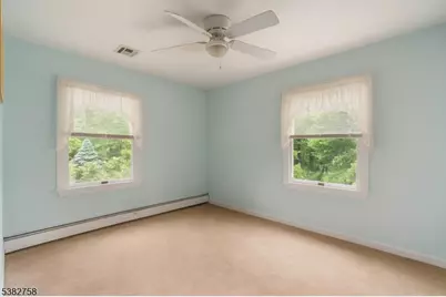 526 County Road 579, Raritan Township, NJ 08551 - Photo 21