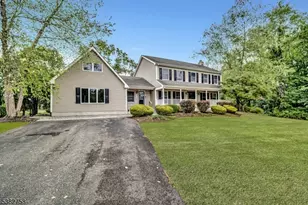 526 County Rd 579, Raritan Township, NJ 08551 - Photo 11