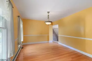 526 County Rd 579, Raritan Township, NJ 08551 - Photo 27