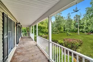 526 County Rd 579, Raritan Township, NJ 08551 - Photo 9