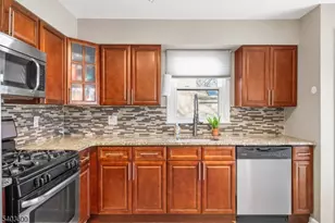 15 Fordham Rd, Franklin Township, NJ 08873 - Photo 9