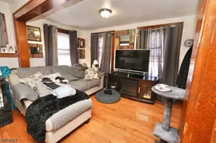 425 Dewitt Ave, Belleville, NJ 07109 - Photo 3