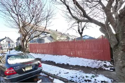 425 Dewitt Ave, Belleville, NJ 07109 - Photo 17