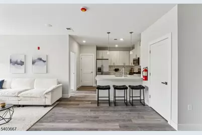 140 W Webster Ave #204, Roselle Park, NJ 07204 - Photo 3