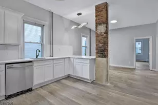 25 Kiel Ave, Butler, NJ 07405 - Photo 9