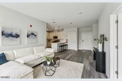 140 W Webster Ave #213, Roselle Park, NJ 07204 - Photo 9