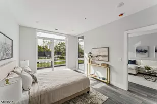 140 W Webster Ave, Roselle Park, NJ 07204 - Photo 9