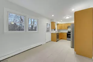 19 Courtland Dr, Wantage, NJ 07461 - Photo 7